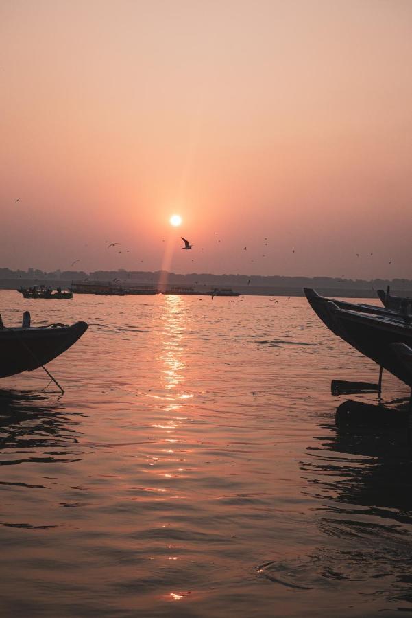 Vishnu Rest House Varanasi Exterior foto