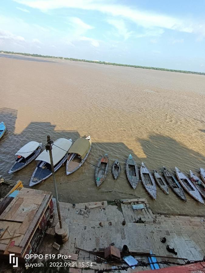 Vishnu Rest House Varanasi Exterior foto