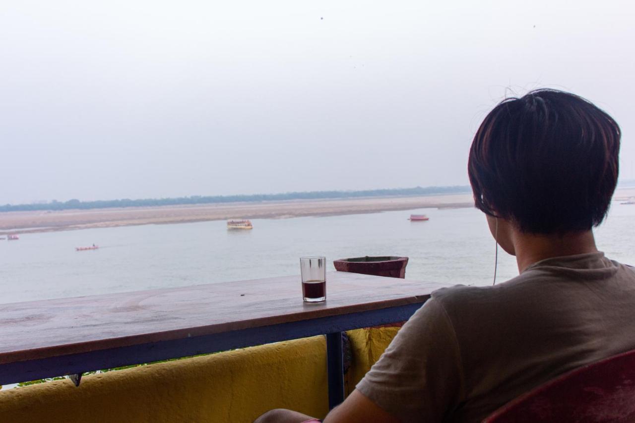 Vishnu Rest House Varanasi Exterior foto